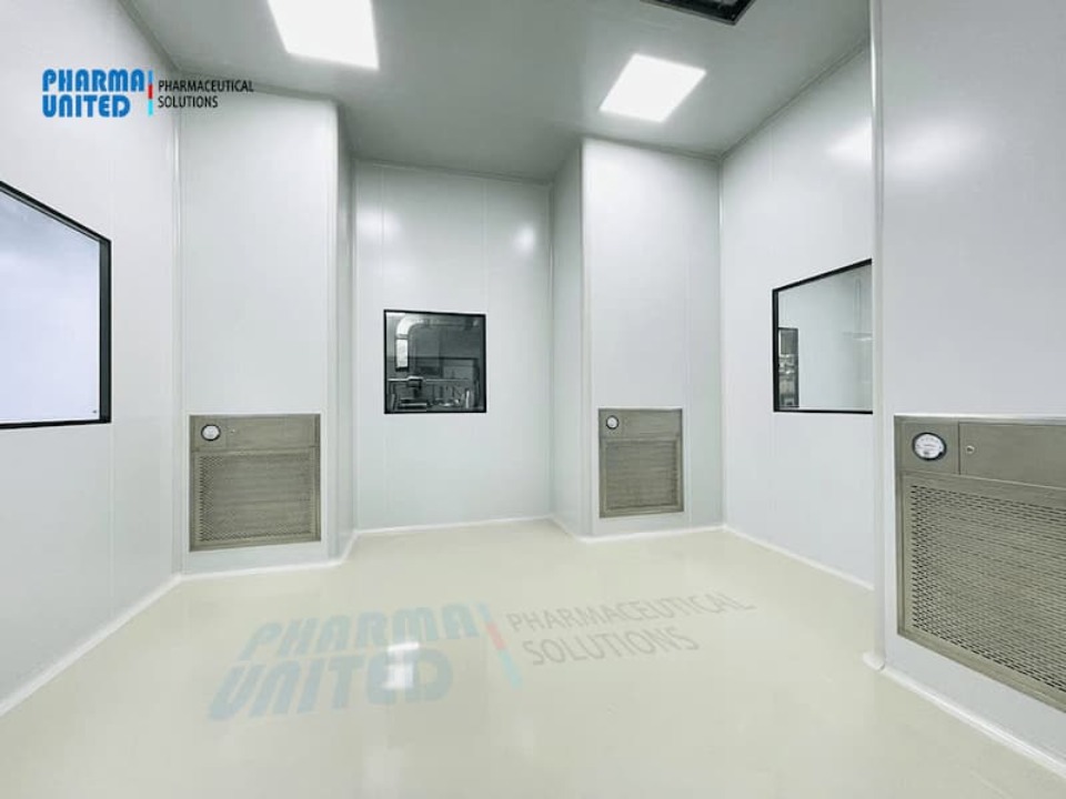 aseptic cleanroom